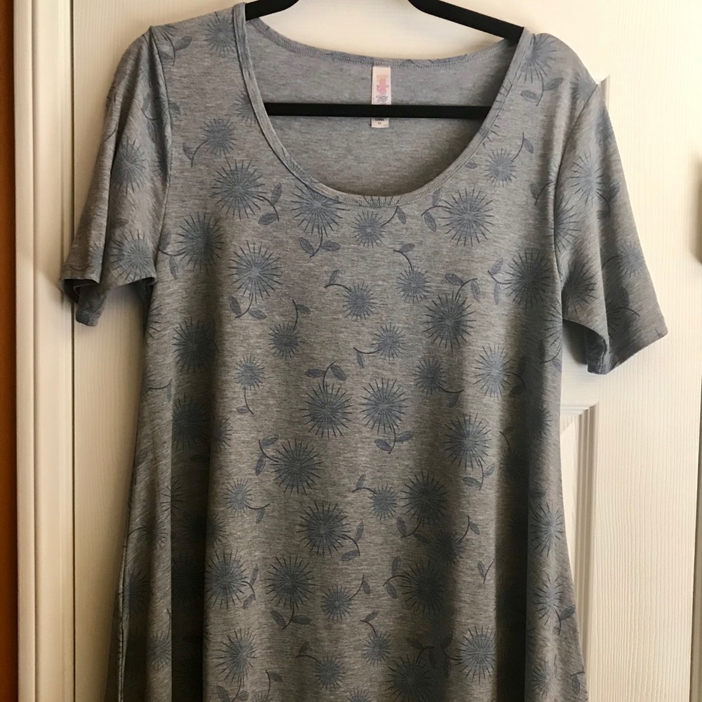 LuLaRoe Perfect Tee, Size XS